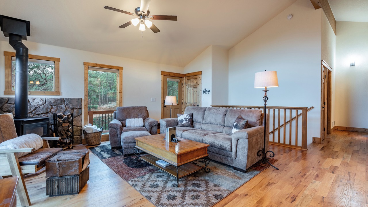 Photo of Livingroom in Pine