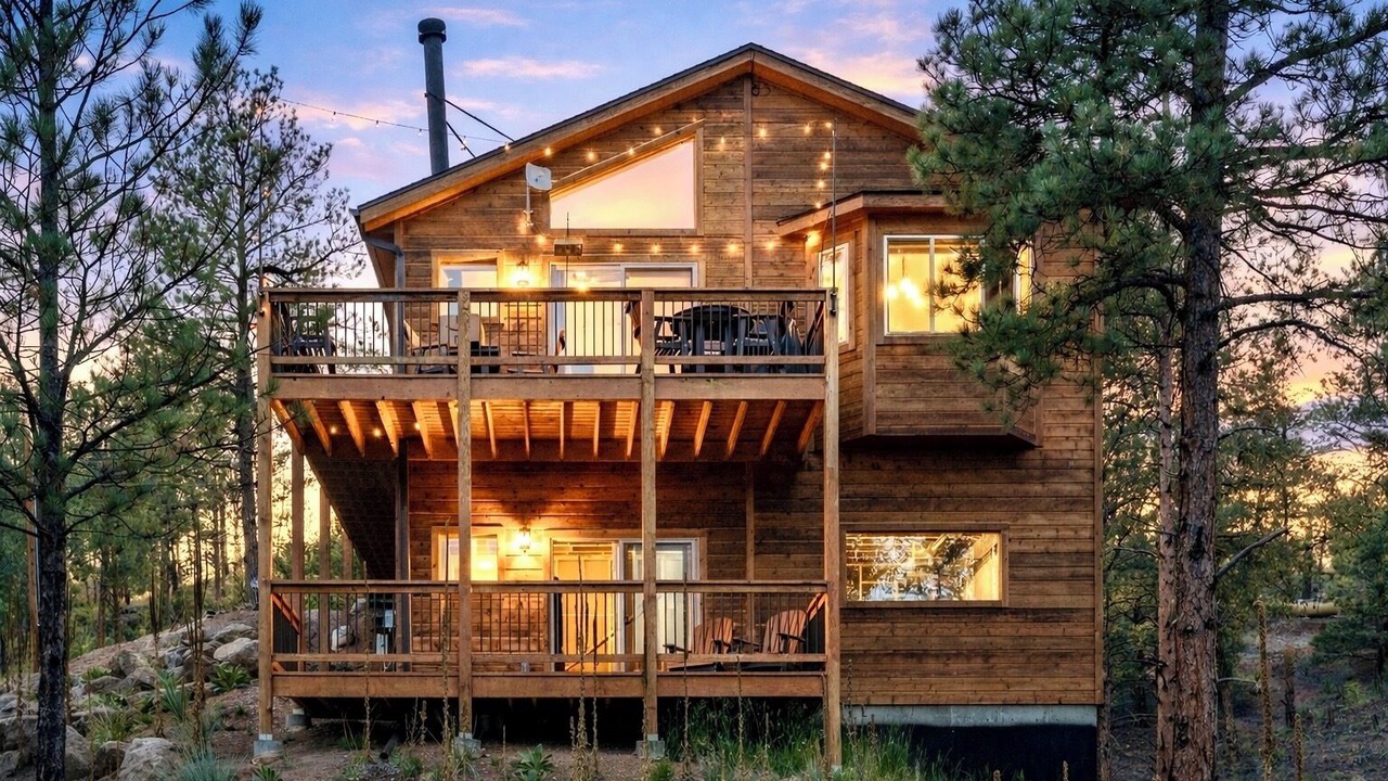 Photo of Outdoor in Pine