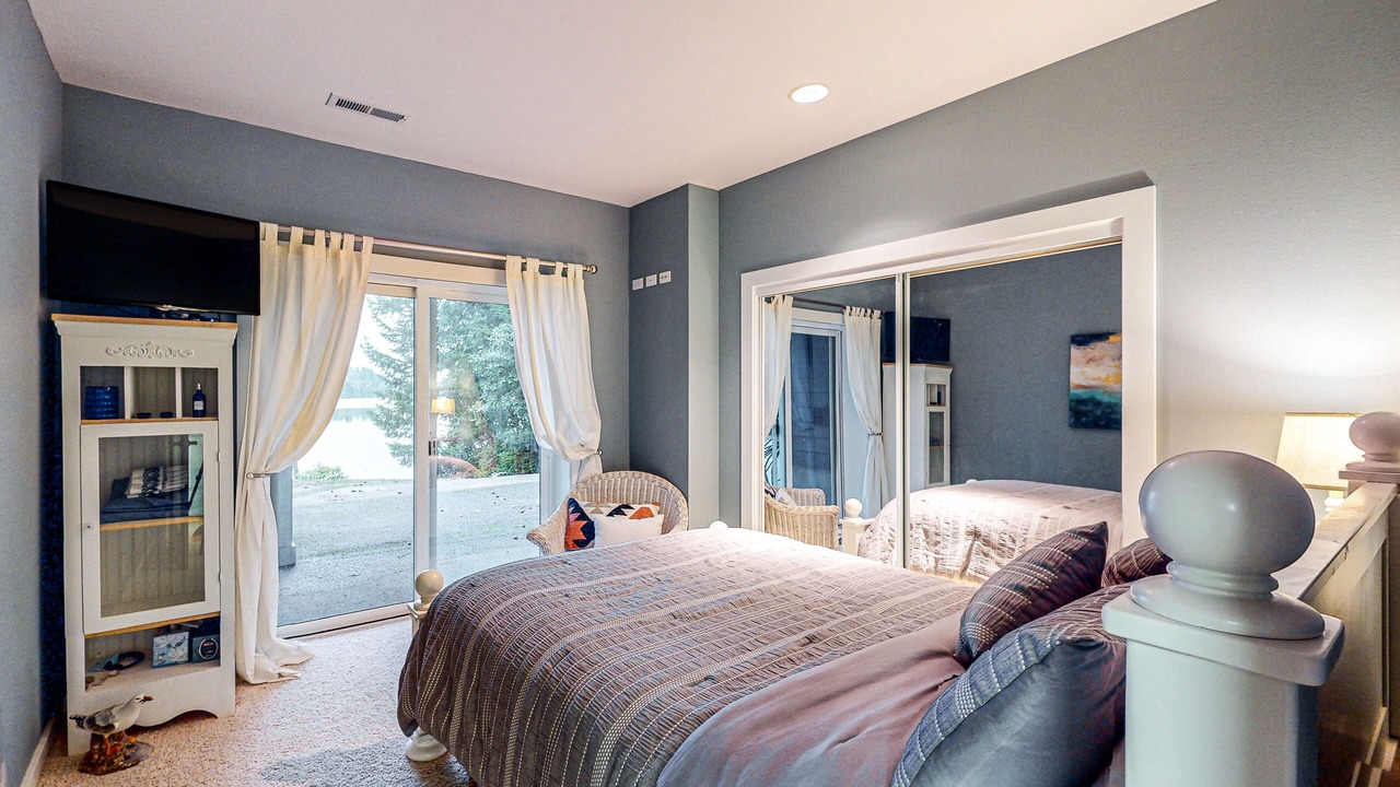 Photo of Bedroom in Shelton