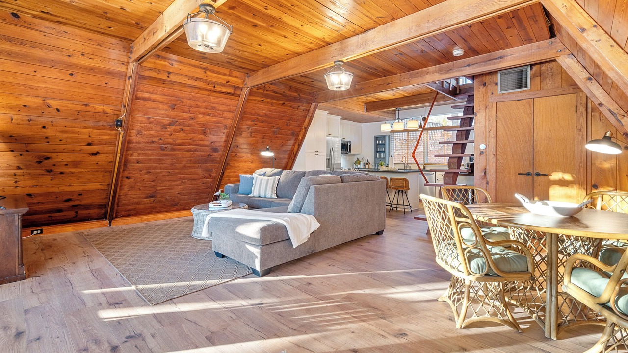 Photo of Livingroom in Piney