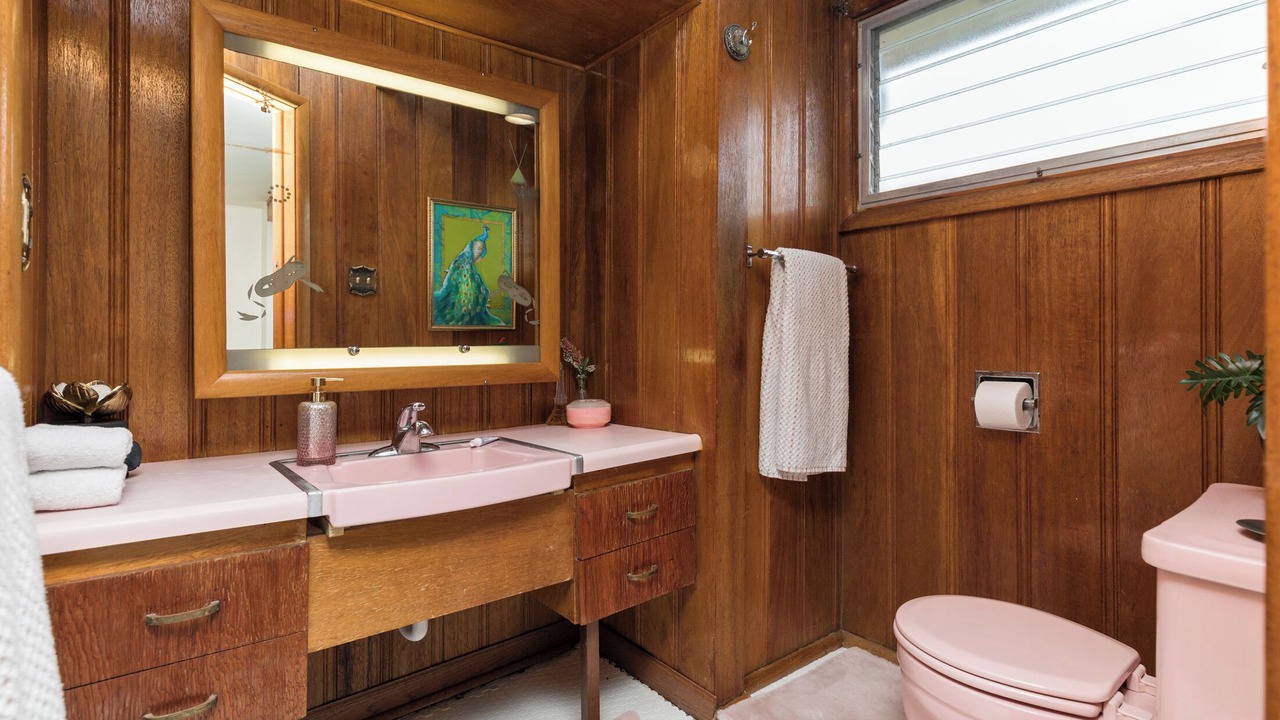 Photo of Bathroom in Greater South Side
