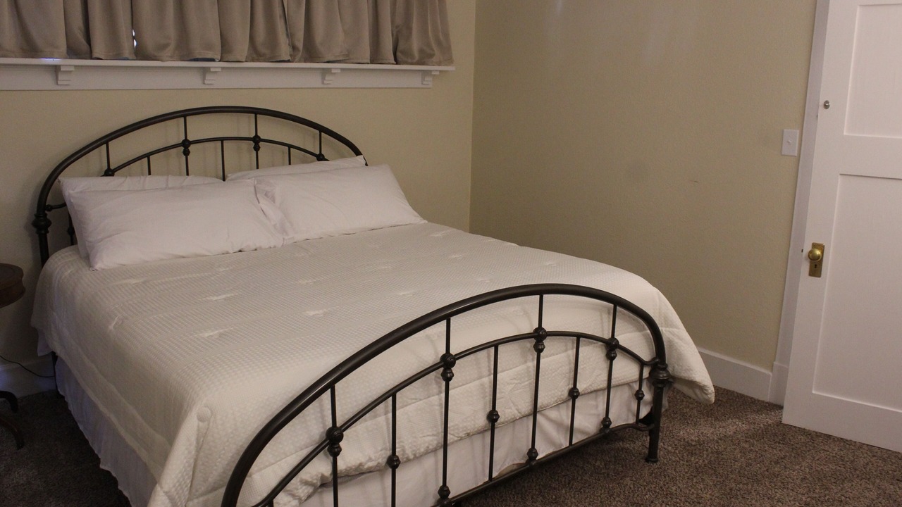 Photo of Bedroom in Weiser