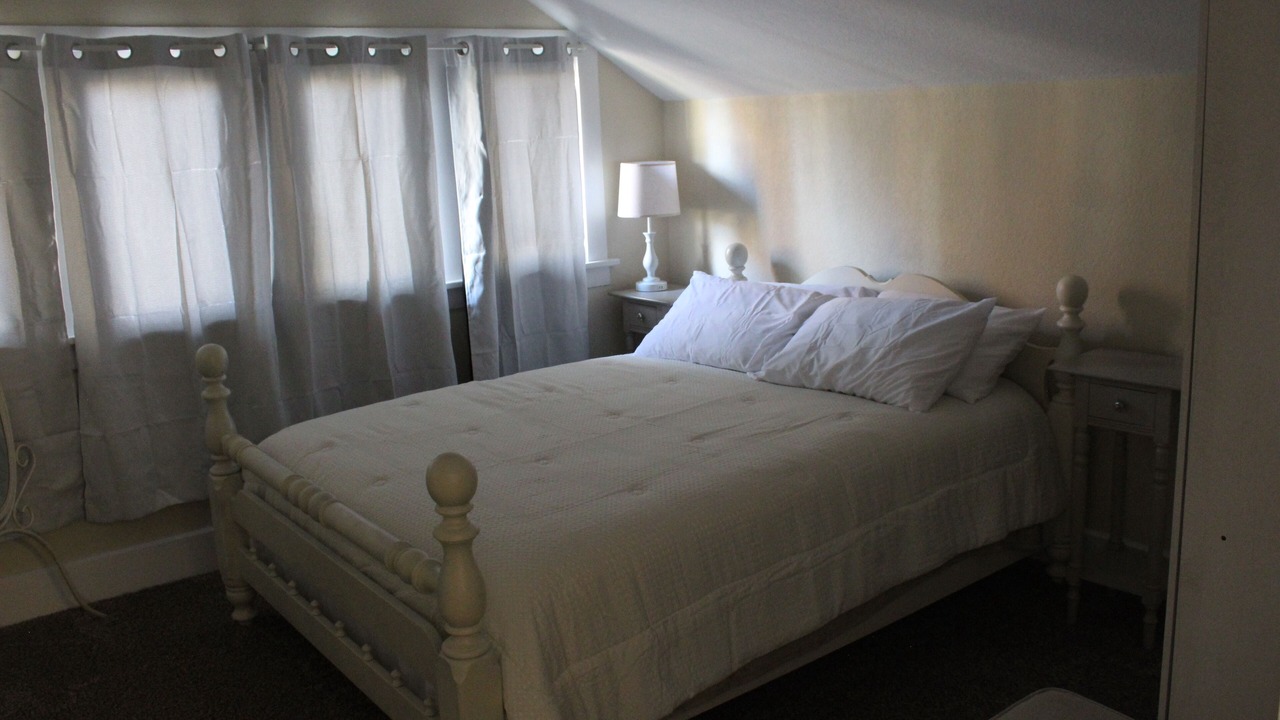 Photo of Bedroom in Weiser