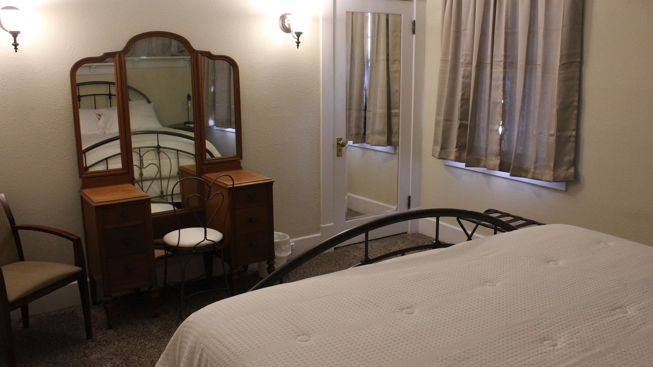 Photo of Bedroom in Weiser
