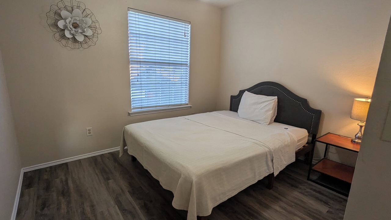 Photo of Bedroom in Cedar Hill