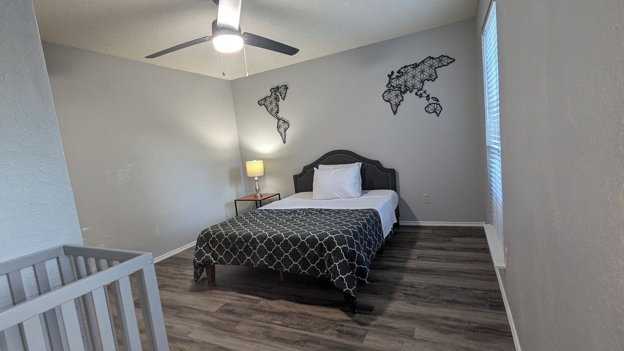 Photo of Bedroom in Cedar Hill