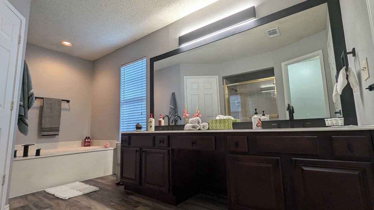 Photo of Bathroom in Cedar Hill