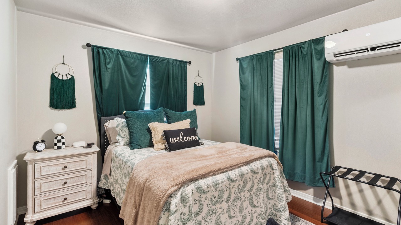 Photo of Bedroom in Canyon