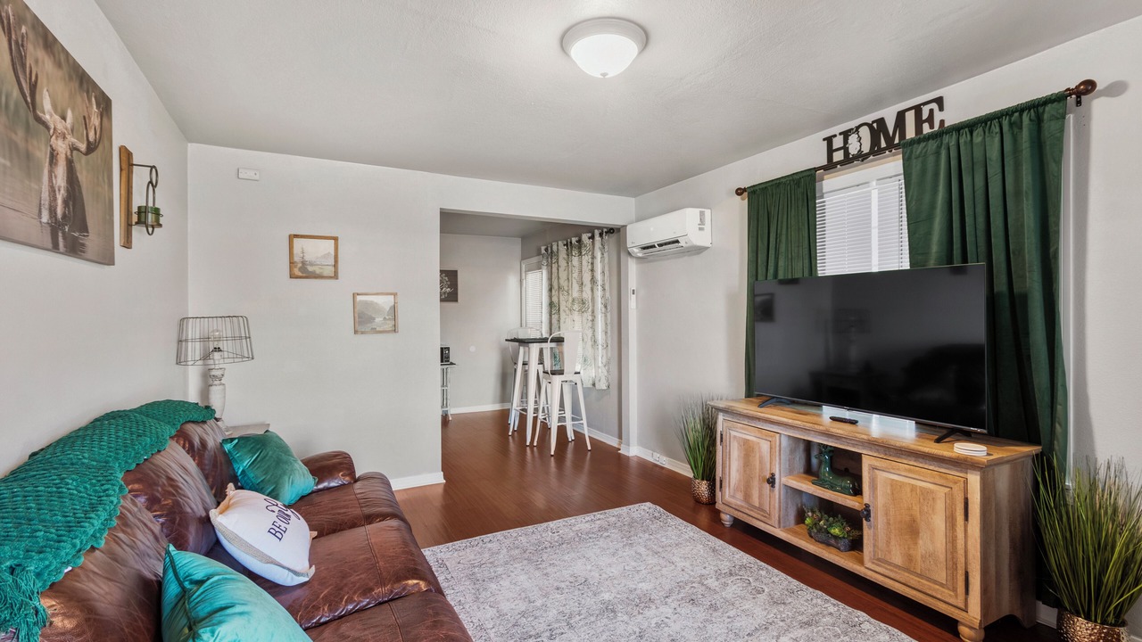 Photo of Livingroom in Canyon