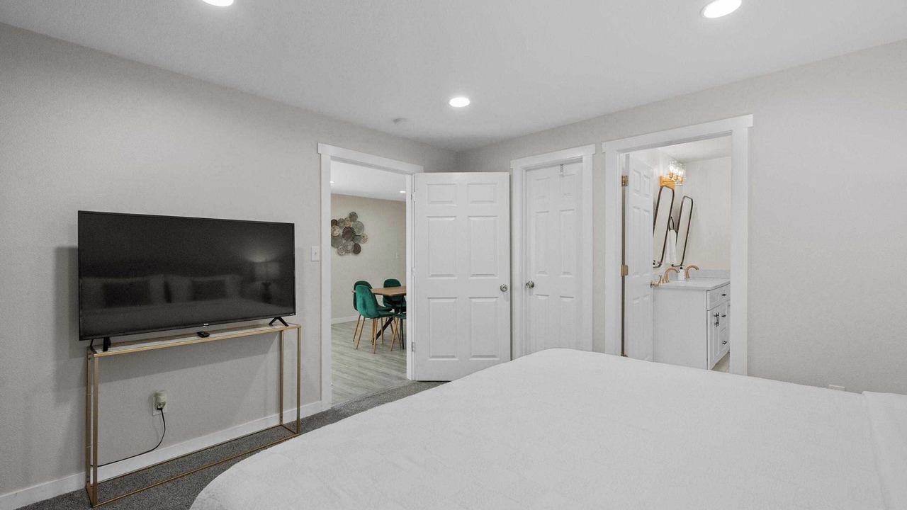 Photo of Bedroom in Arvada Plaza Area