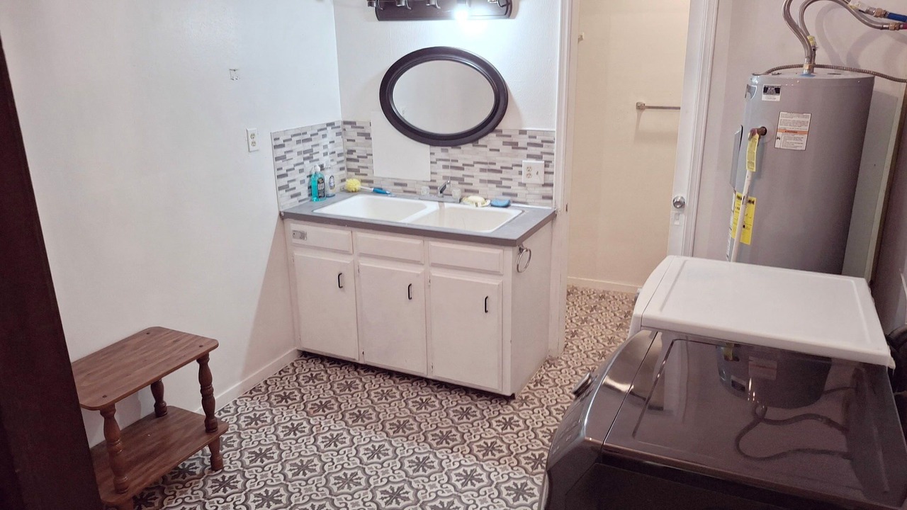 Photo of Bedroom in Lawton