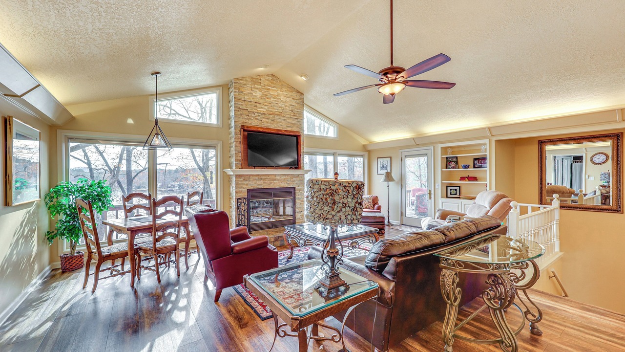 Photo of Livingroom in Hot Springs Village
