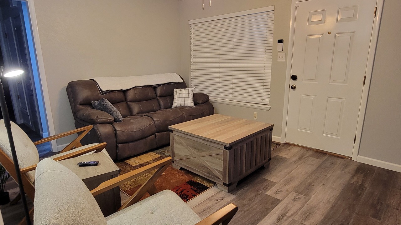Photo of Livingroom in Lawton