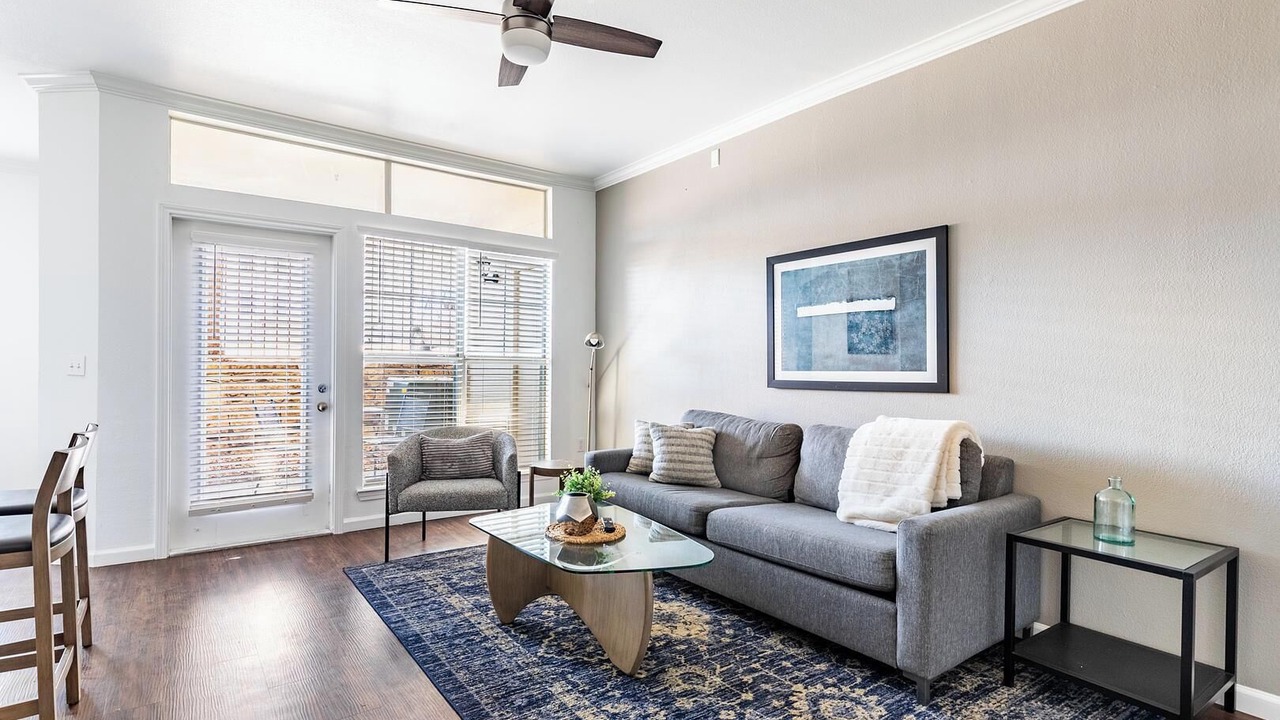 Photo of Livingroom in Downtown Fort Worth