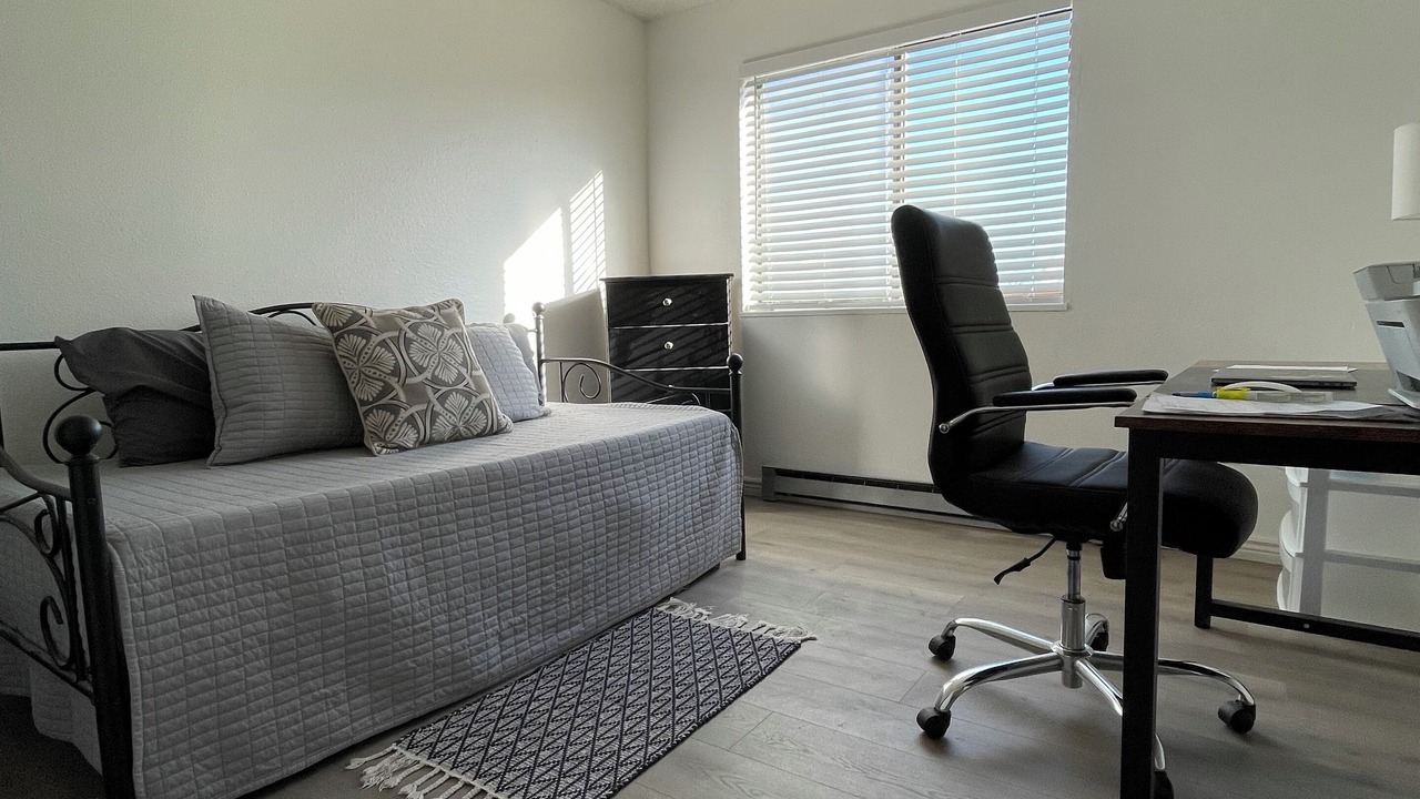 Photo of Bedroom in Aurora