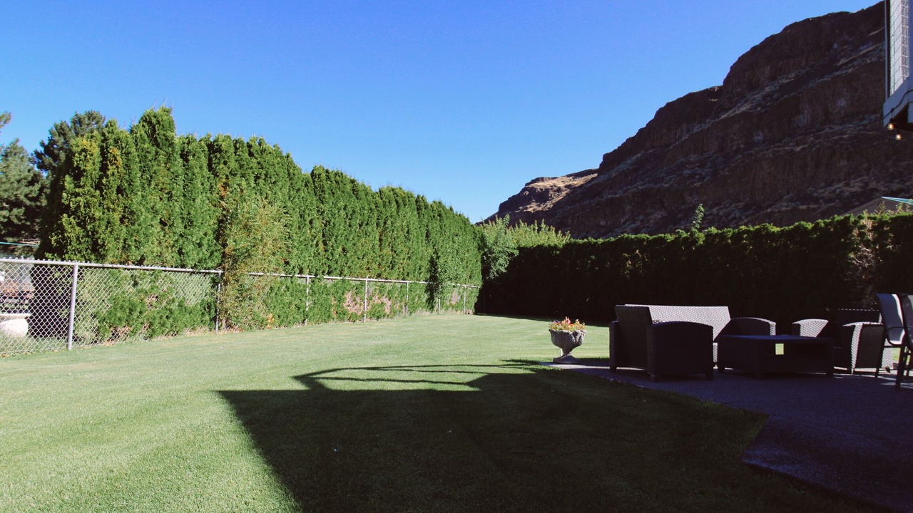 Photo of Outdoor in Sunland Estates