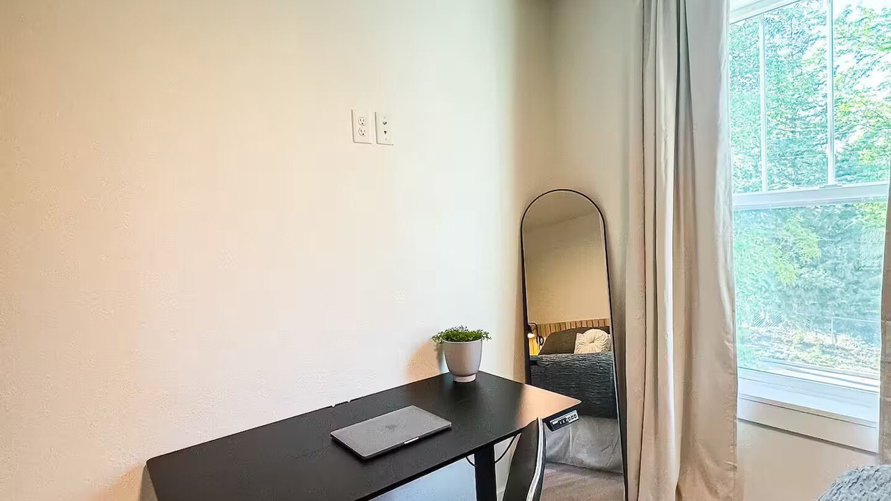 Photo of Bedroom in Loveland