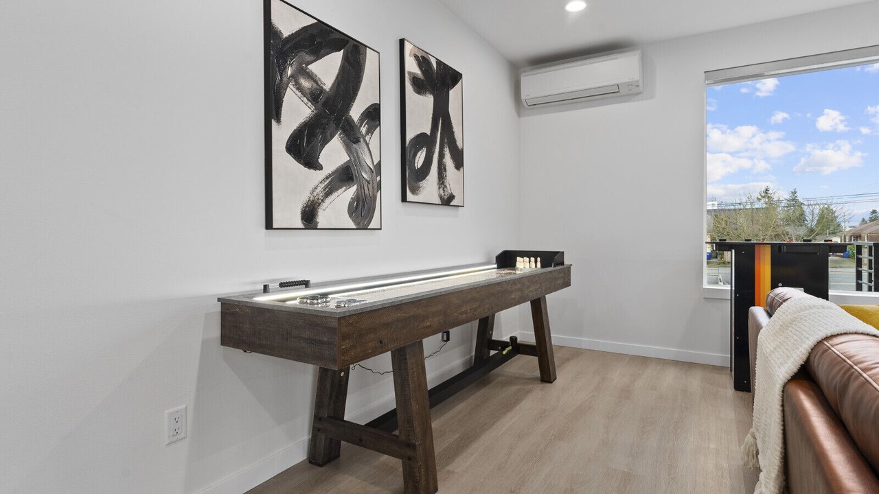 Photo of Bedroom in Whittier Heights