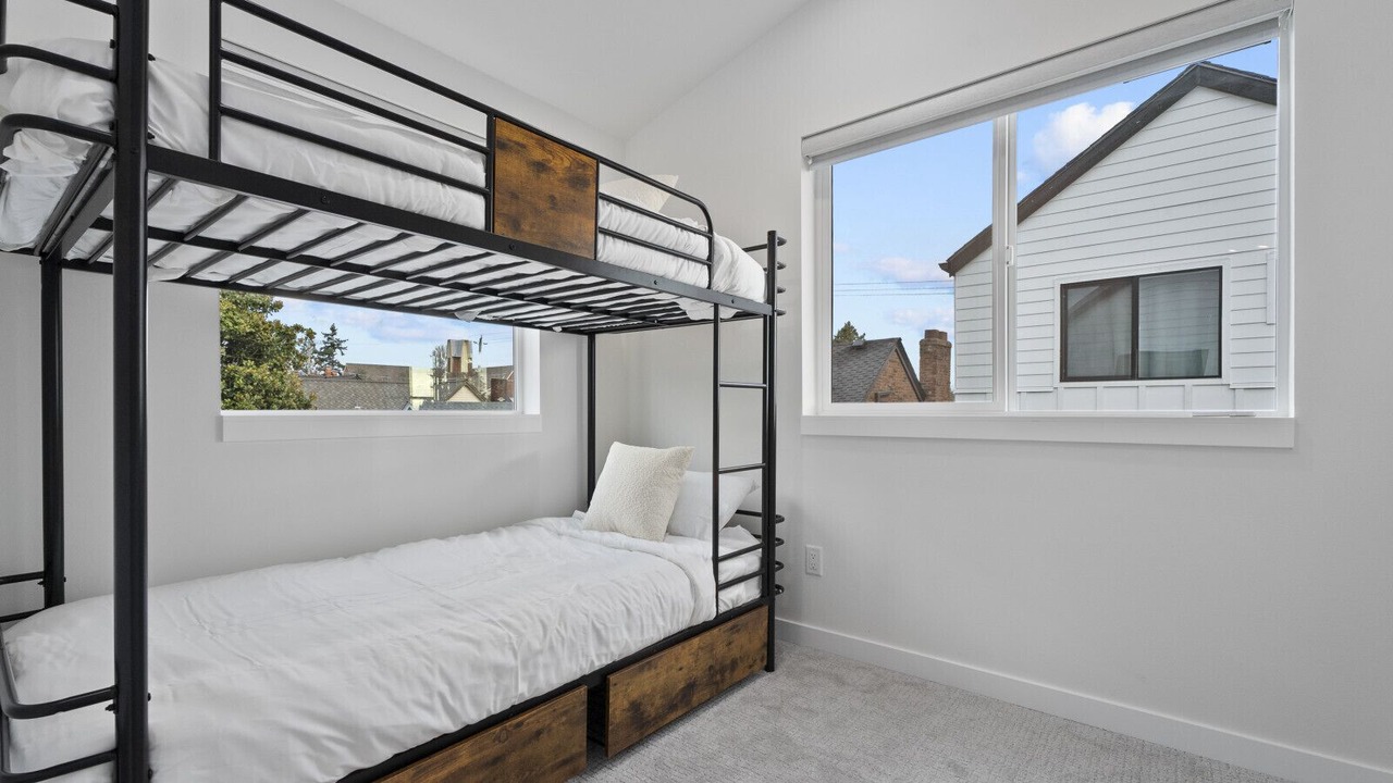 Photo of Bedroom in Whittier Heights
