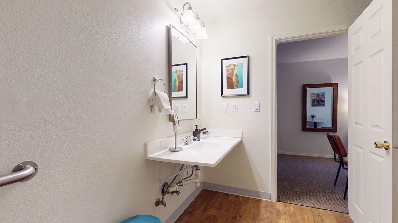 Photo of Bathroom in Port Townsend