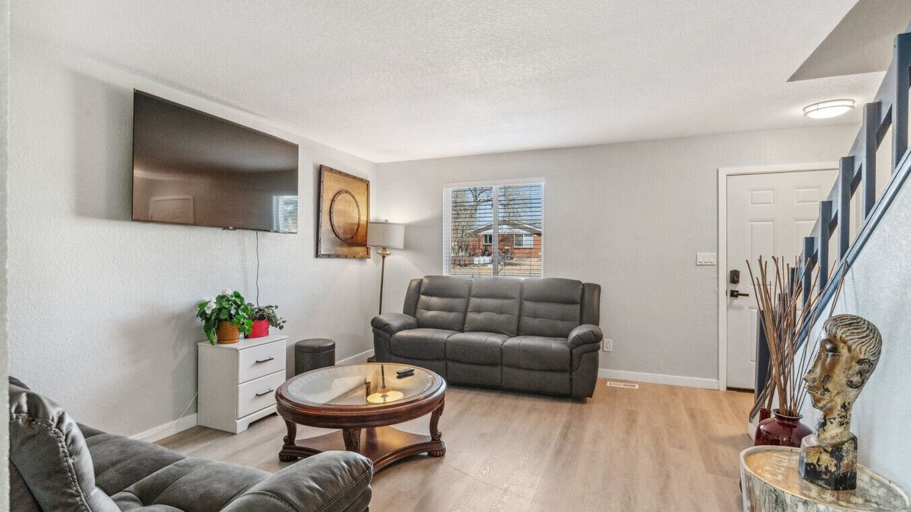 Photo of Livingroom in Berkley