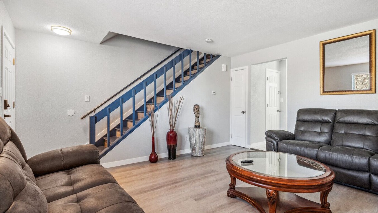 Photo of Livingroom in Berkley