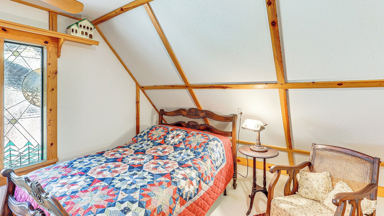 Photo of Bedroom in Tuskahoma