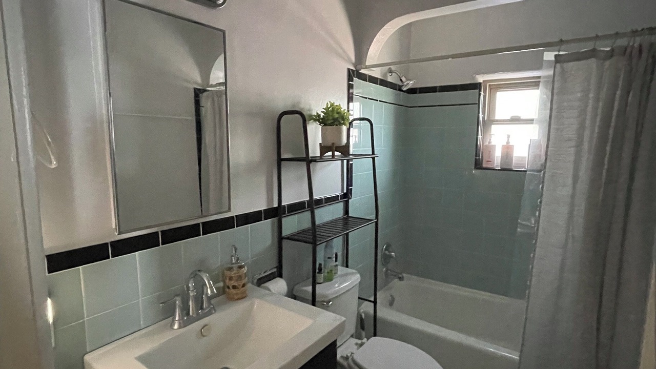 Photo of Bathroom in West Old Town