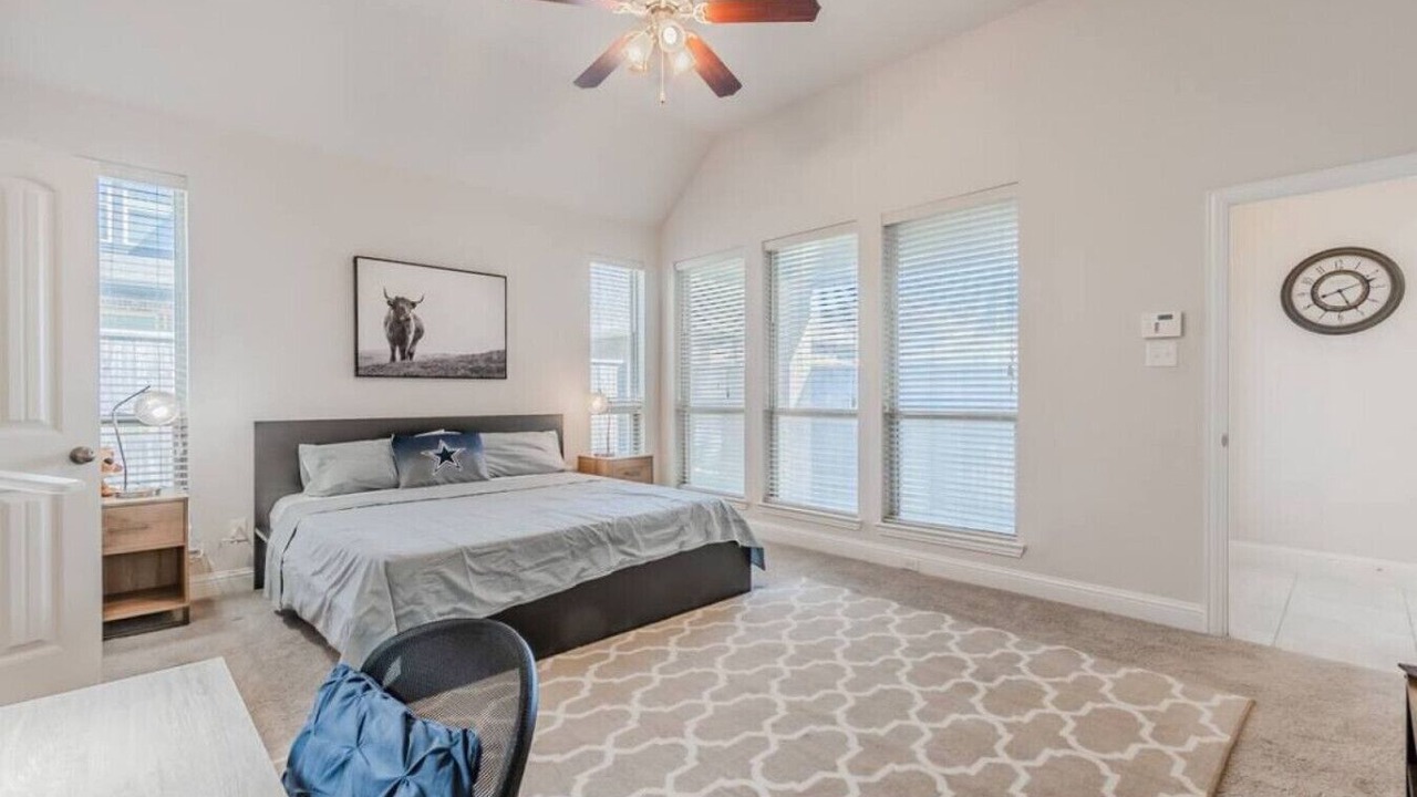 Photo of Bedroom in The Colony