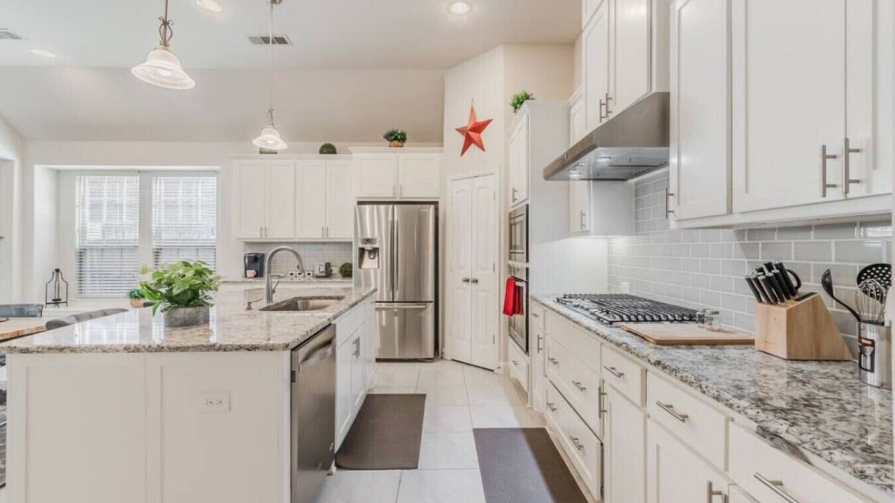 Photo of Kitchen in The Colony