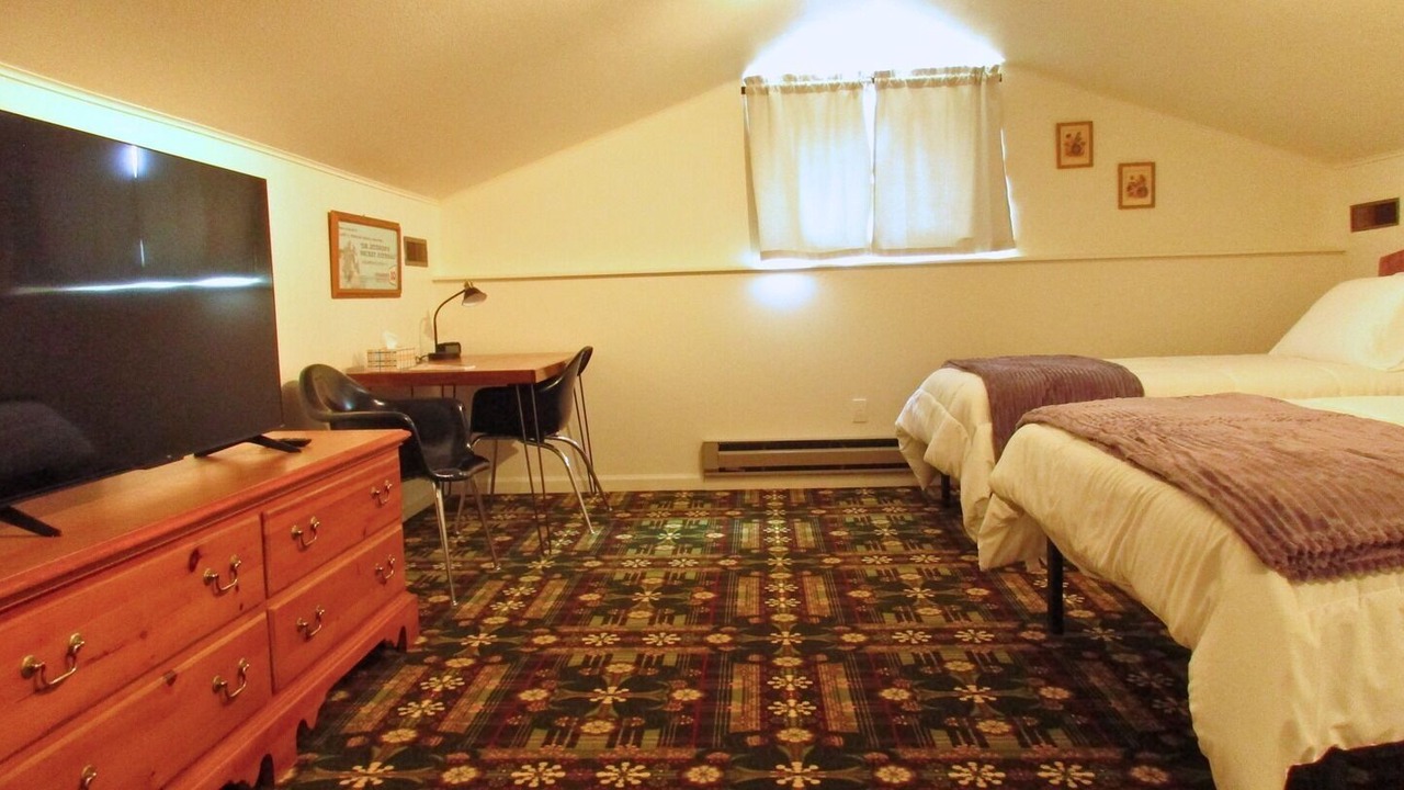 Photo of Bedroom in Hot Springs