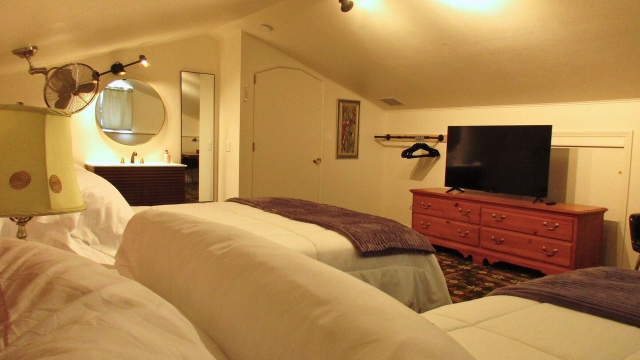 Photo of Bedroom in Hot Springs