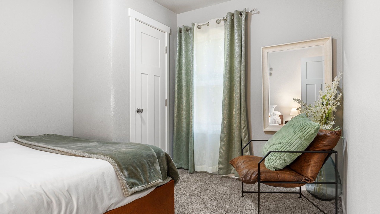 Photo of Bedroom in West Hills