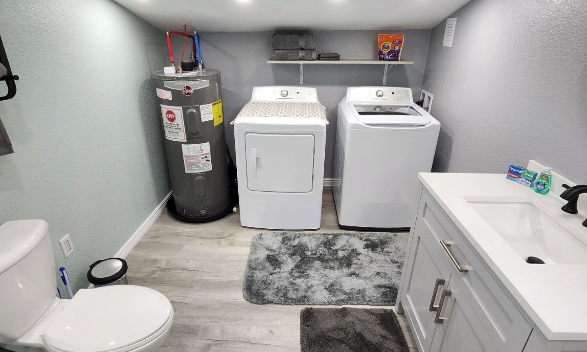 Photo of Bathroom in Scottsbluff