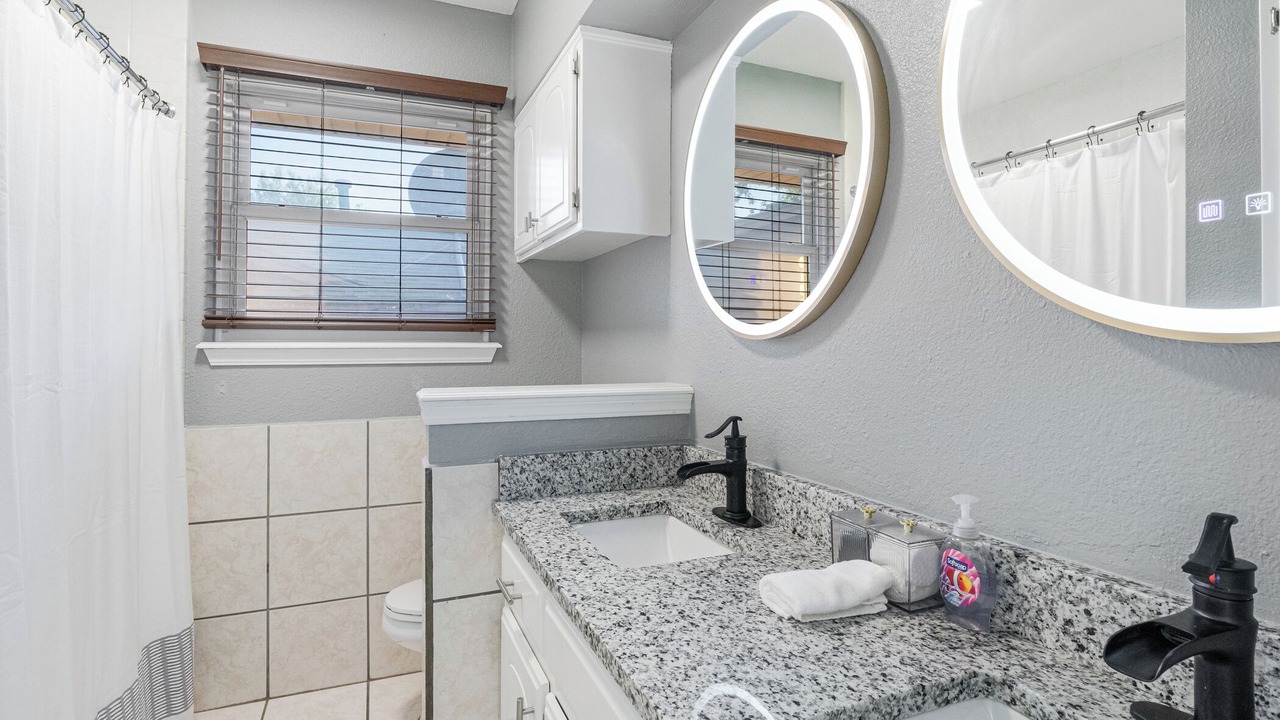 Photo of Bathroom in Shawnee