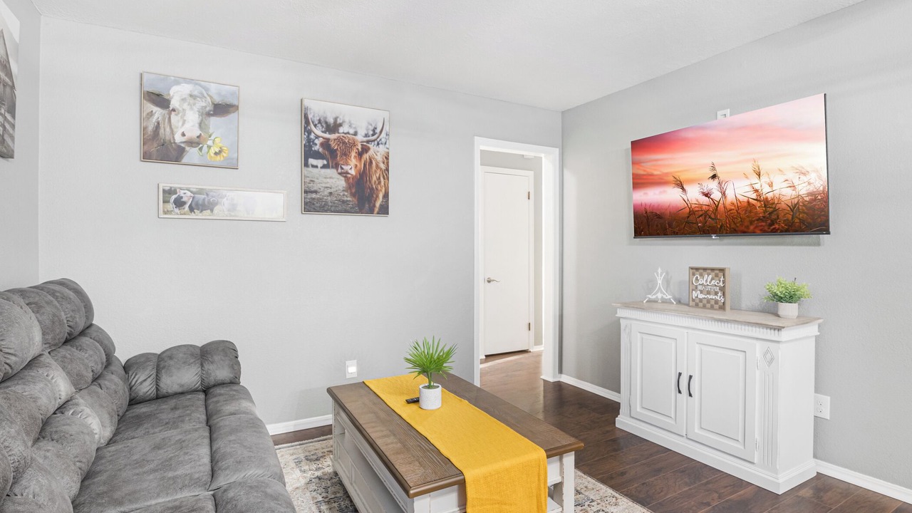 Photo of Livingroom in Shawnee