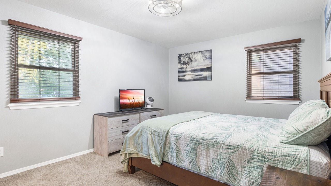 Photo of Bedroom in Shawnee