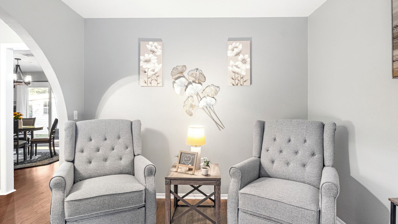Photo of Livingroom in Shawnee