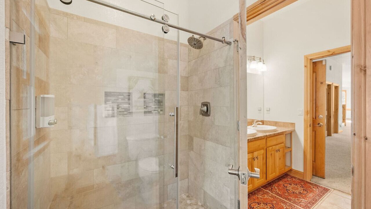 Photo of Bathroom in Bailey