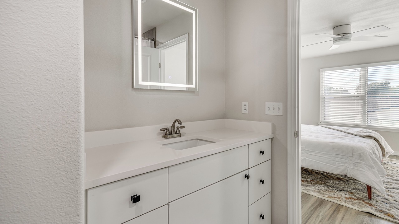 Photo of Bathroom in Canyon