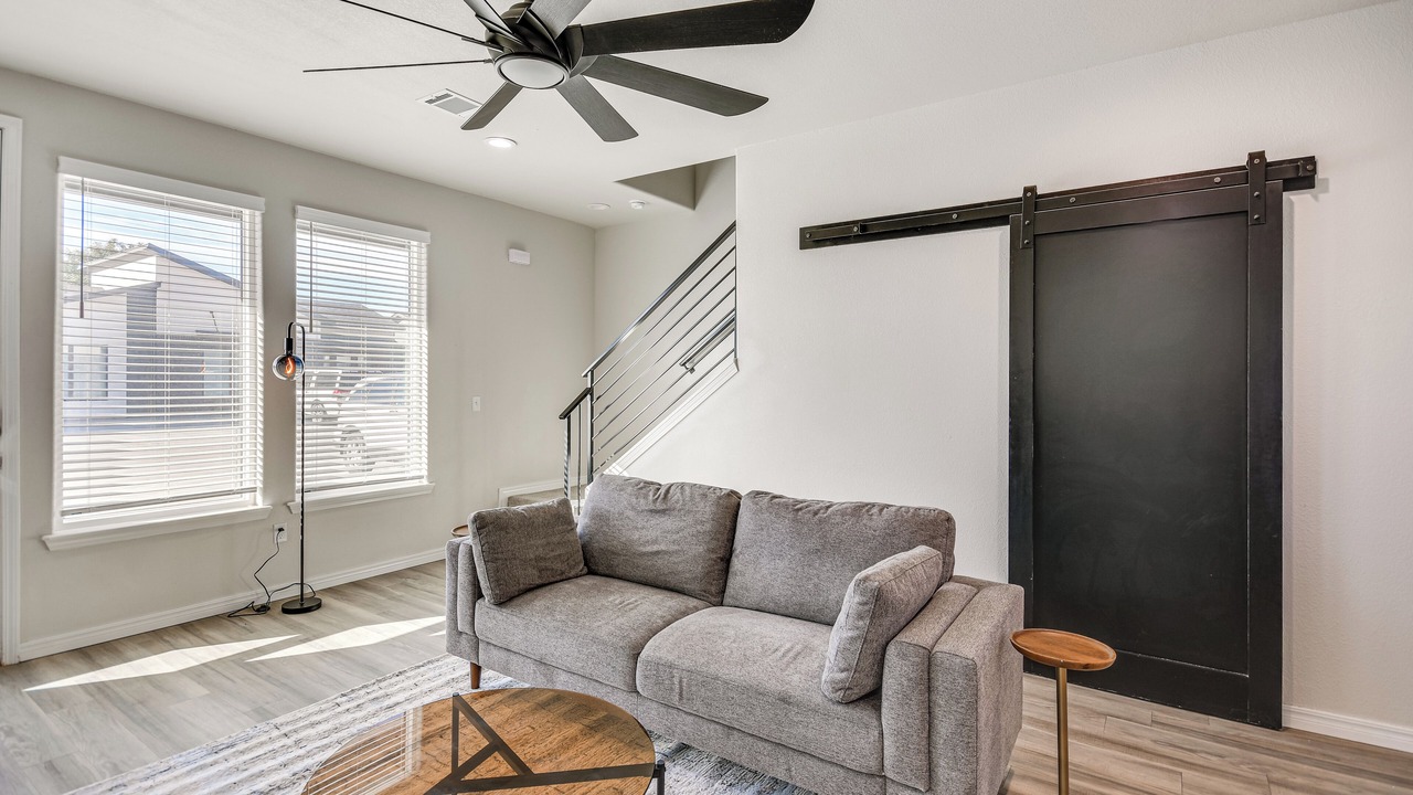 Photo of Livingroom in Canyon