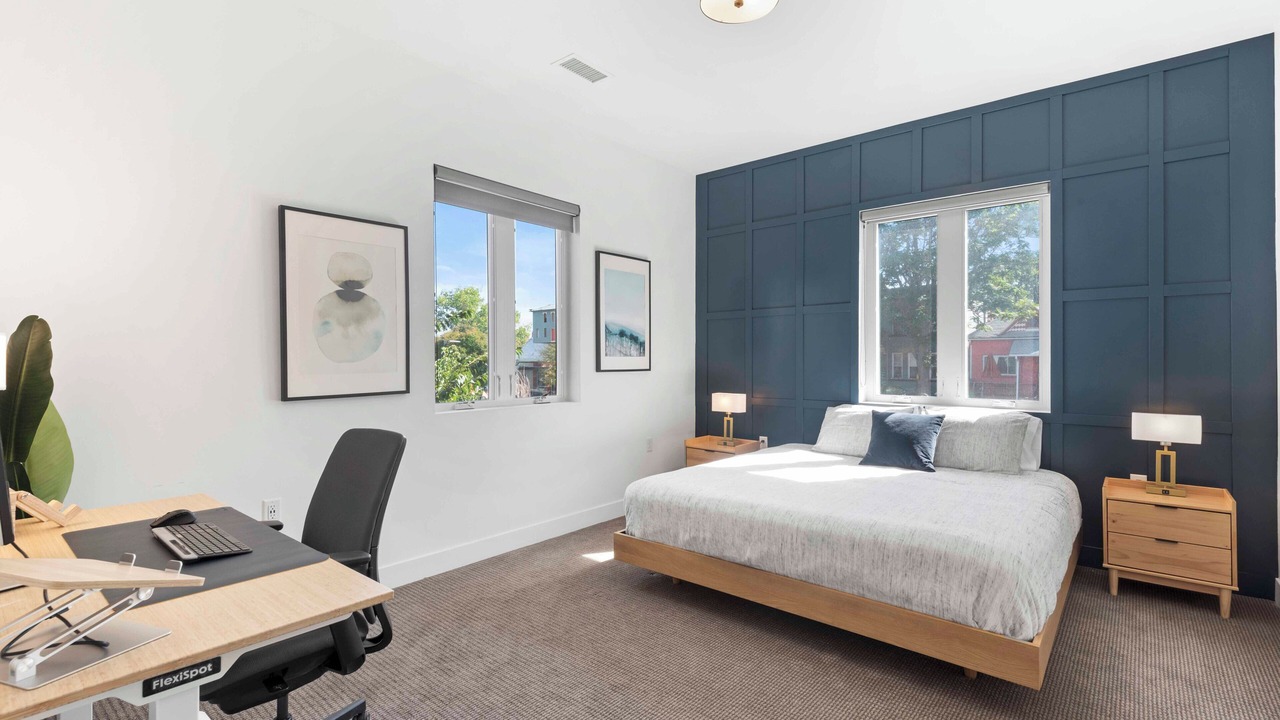 Photo of Bedroom in Five Points