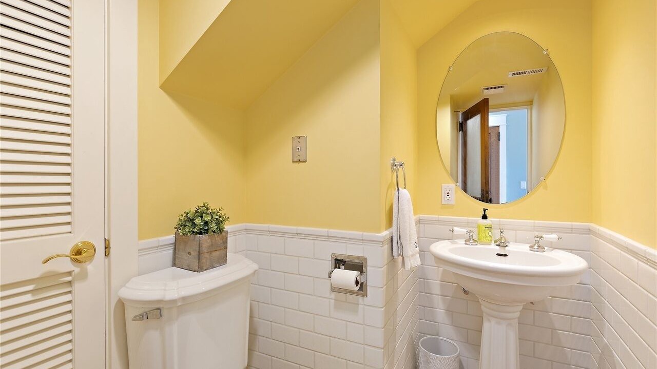 Photo of Bathroom in Bryn Mawr-Skyway