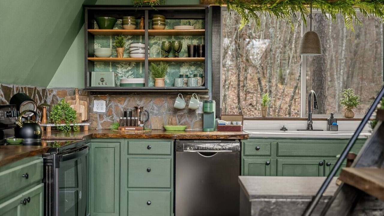 Photo of Kitchen in Board Camp