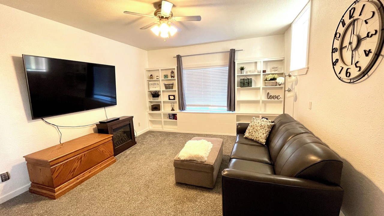 Photo of Livingroom in Melcher-Dallas