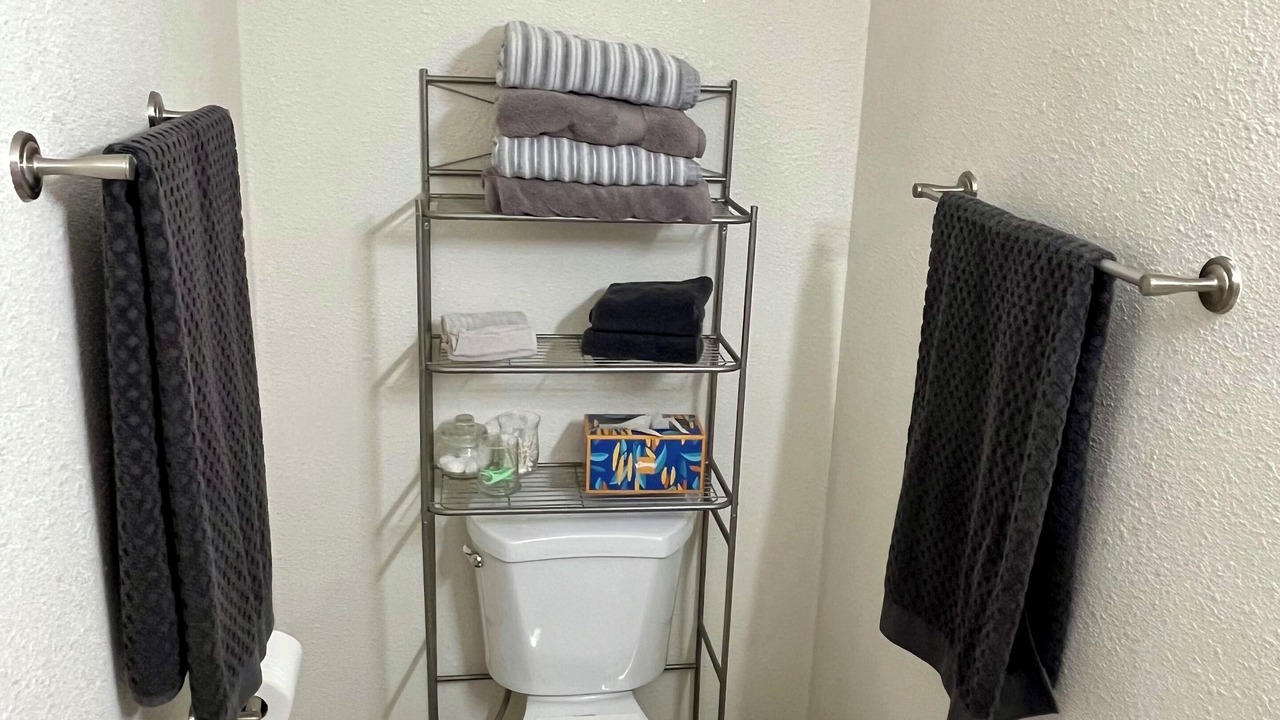 Photo of Bathroom in Melcher-Dallas