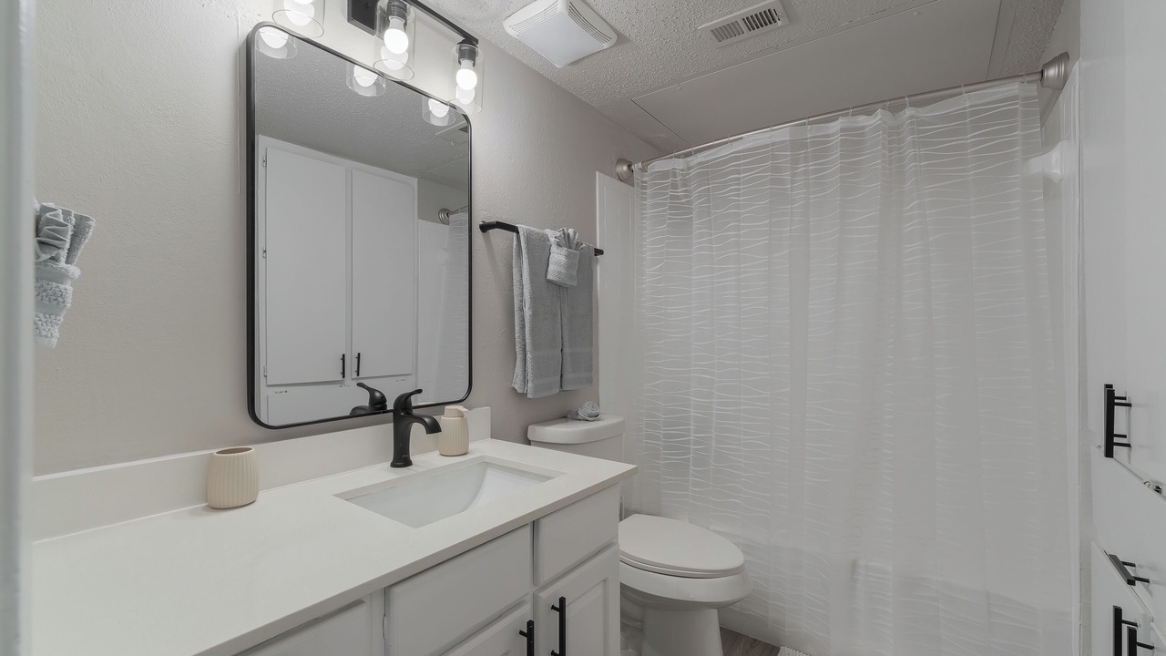 Photo of Bathroom in North Arlington