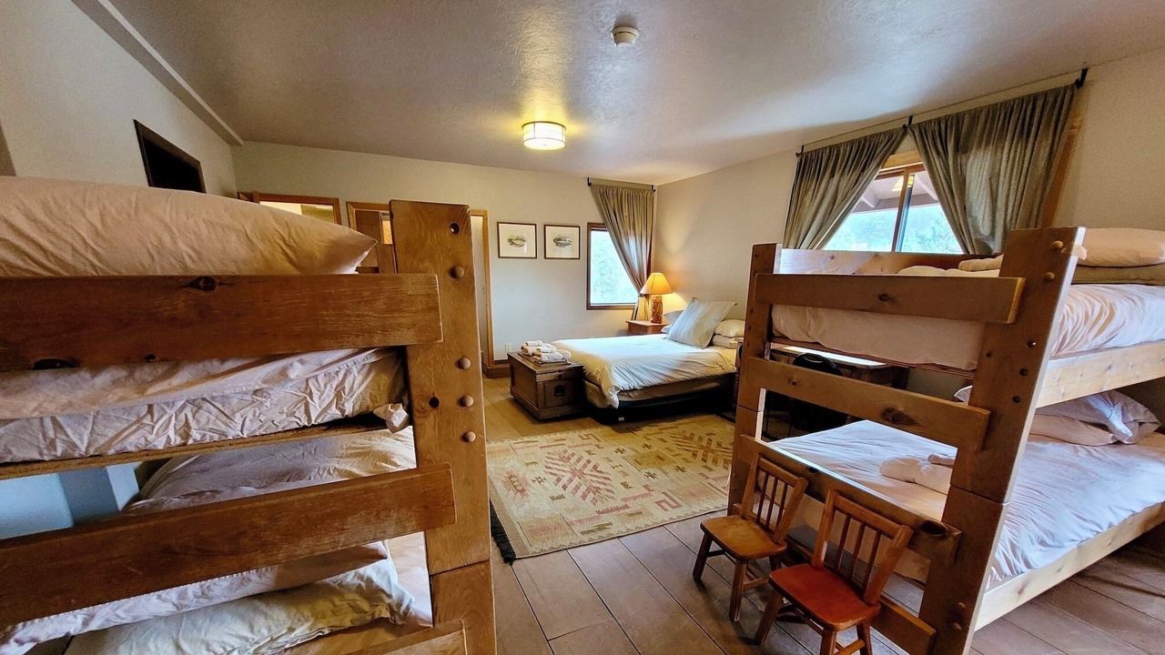 Photo of Bedroom in Winthrop