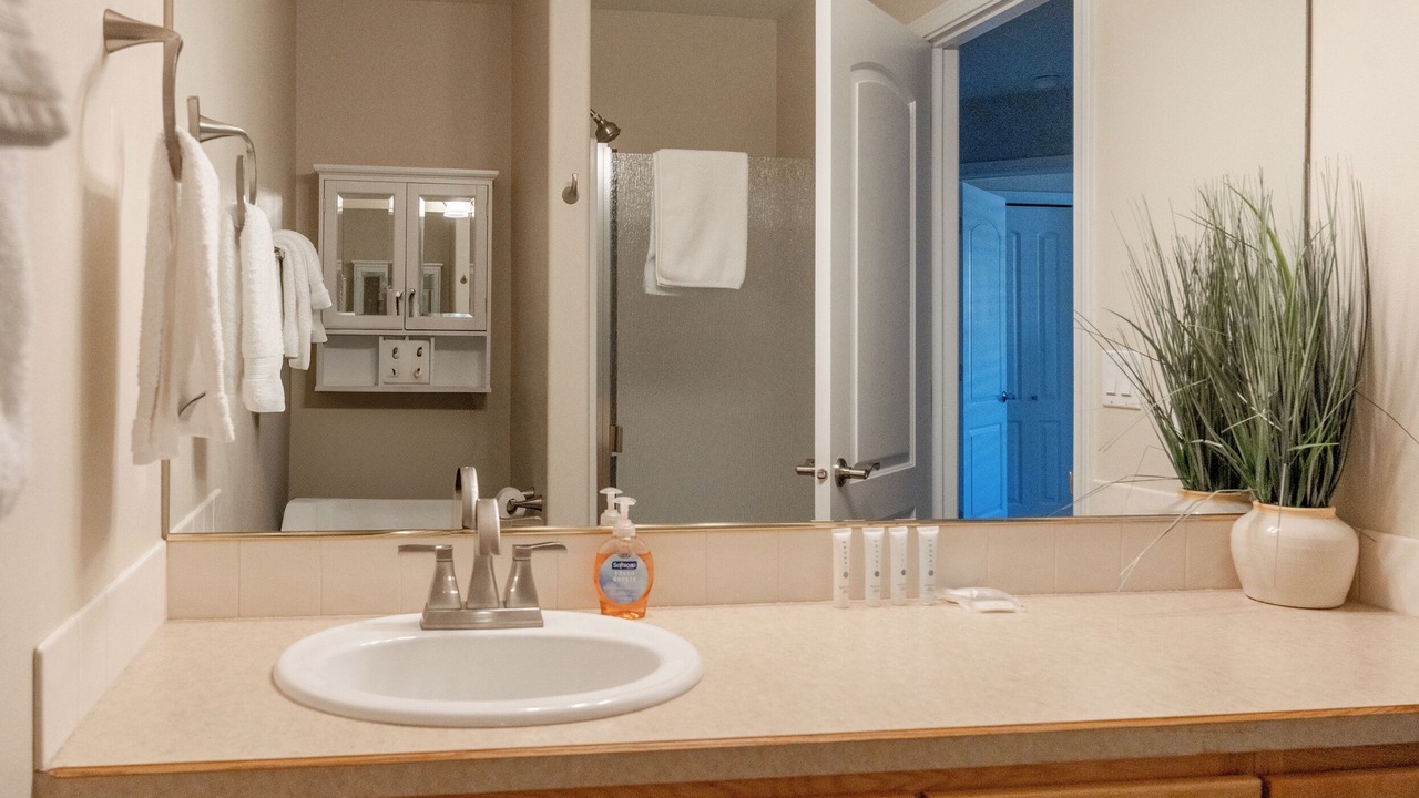 Photo of Bathroom in Manson