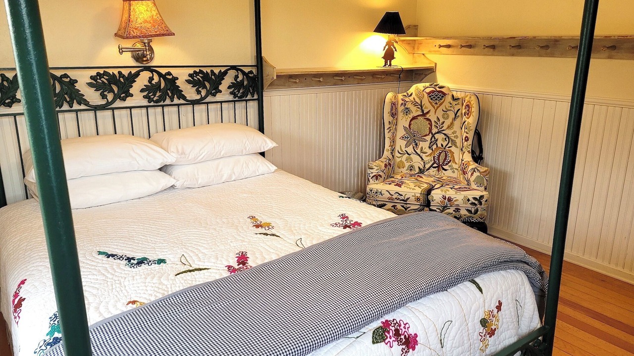 Photo of Bedroom in Twisp